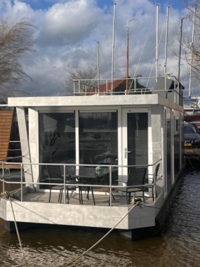 Houseboat Oslo NS005